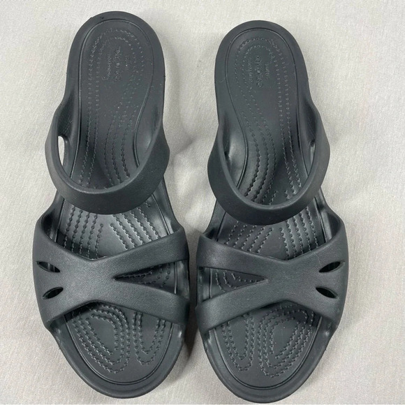 Crocs Kelli Black Slip on Sandals - Picture 6 of 6